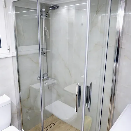 Cozy Cloud Apartment *